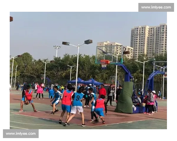 专业青少年足球培训全面招生打造未来绿茵之星成长计划精品课程